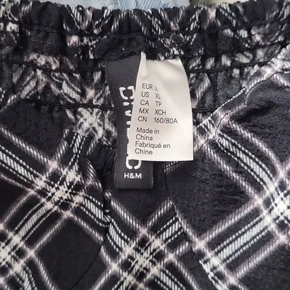 H&M Black Plaid Dress - Picture 3 of 4